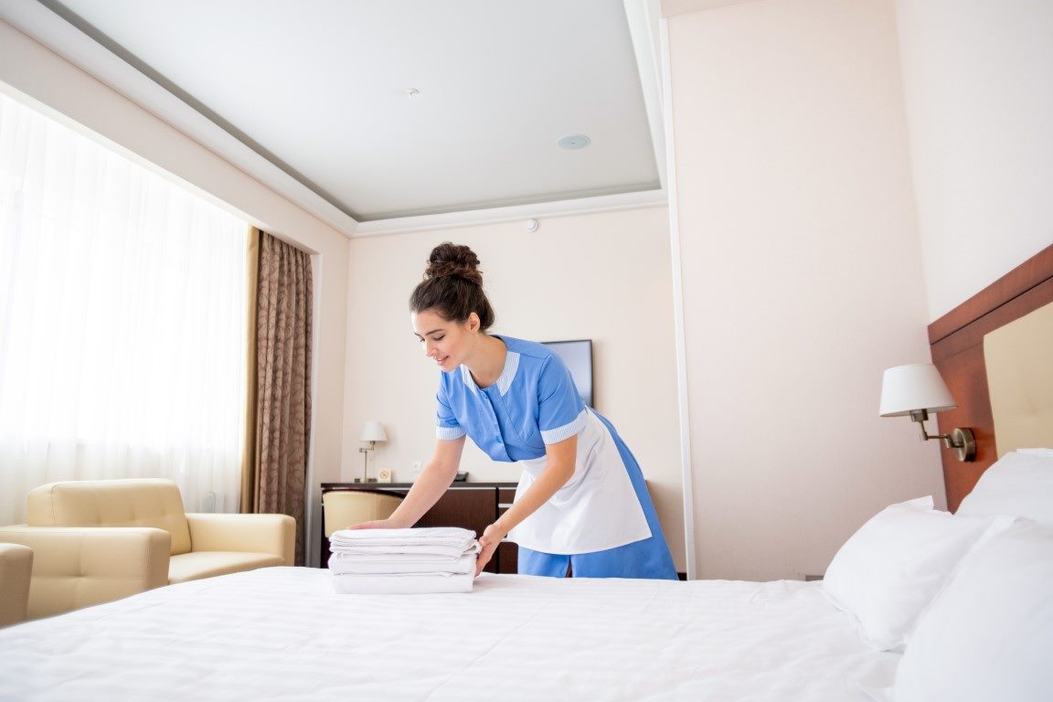 Airbnb Cleaning Fee: What Should You Charge Your Guests?